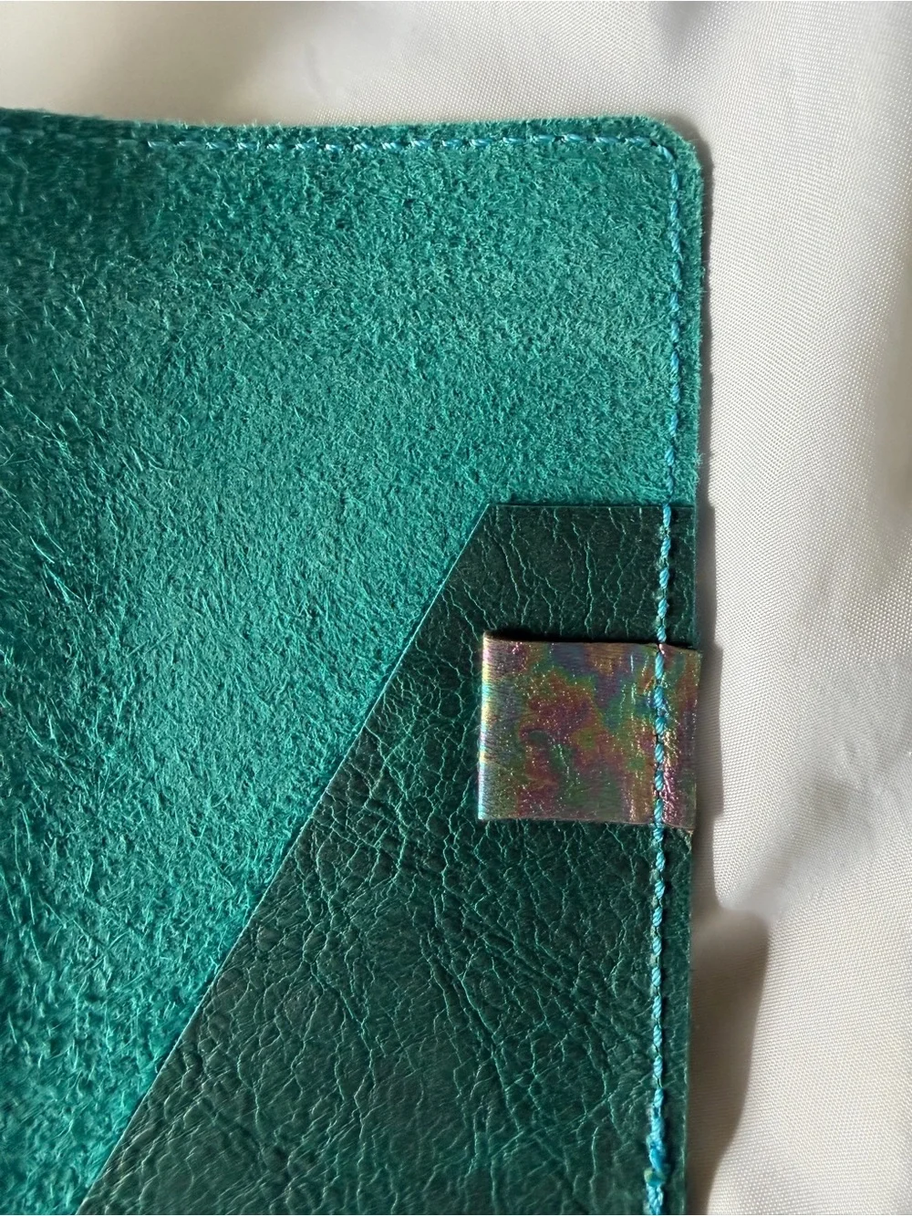 Leather Imagined composition traveler’s notebook in cerulean leather